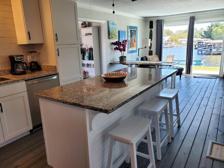 3 Bed, 2 Bath, Waterfront, Dock, Large Driveway Villa Tavares Exterior photo